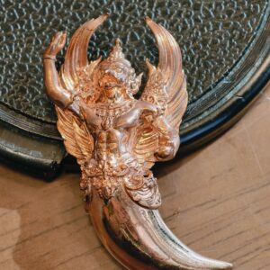 ครูบาวิรุต วัตสันมะเหม้า เชียงราย เล็บครุฑ กำเนิดเศรษฐี  AC4344