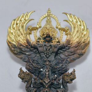 หลวงพ่อชม วัดโปรดสัตว์ พญาครุฑหยุดนาค รวยล้นฟ้า KA3237