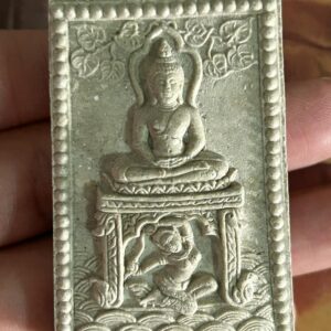 หลวงพ่อทองดำ สมเด็จชนะมารบันดาลทรัพย์ ปลดหนี้ทวีทรัพย์ KU20