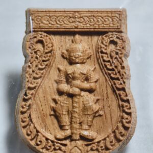 พระอาจารย์เลี้ยง วัดจอมเกษ ท้าวเวสสุวรรณ ไม้คูณแกะ เลข 8 AC2337