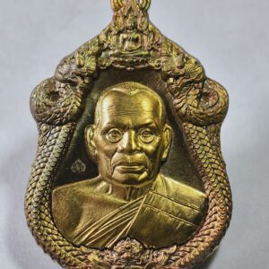 หลวงพ่อพัฒน์ วัดห้วยด้วน เจ้าสัว ยกหน้ากาก ยันต์หลัง (AC4884)