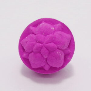 หลวงปู่อินทร์ ลูกอมร้อยชู้ ผงม่วงงาม ผสมพรายเทพรัญจวน KN904262