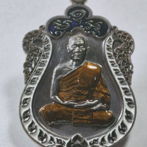 หลวงพ่อสมบูรณ์ วัดโคกสลุด เสมา 6 รอบ กล่องเดิม AC9291